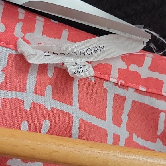 41 Hawthorne Orange Geometric Blouse - Small - Picture 7 of 8